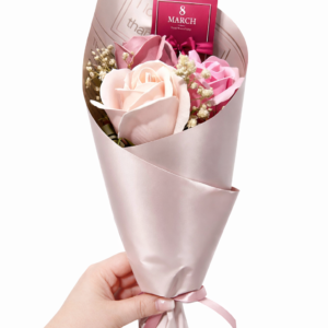 Нежен букет от сапунени рози / Ръчна изработка